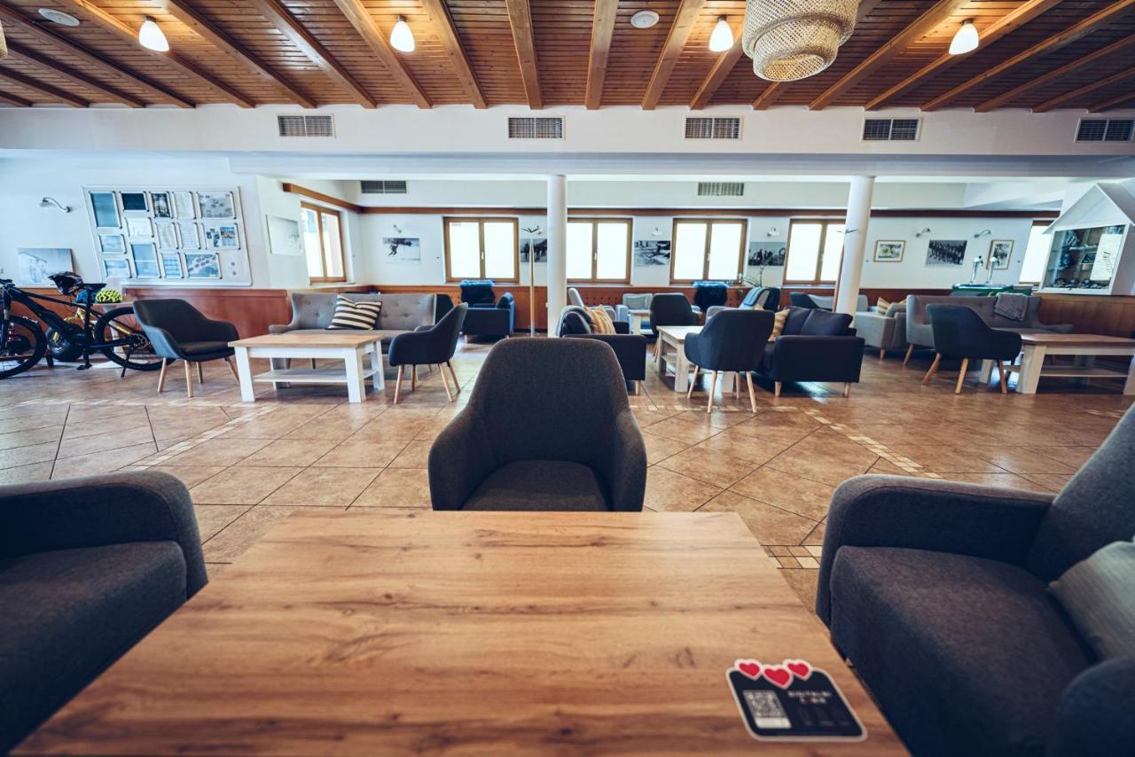 Pohorje Village Wellbeing Resort - Forest Apartments Videc Hočko Pohorje المظهر الخارجي الصورة